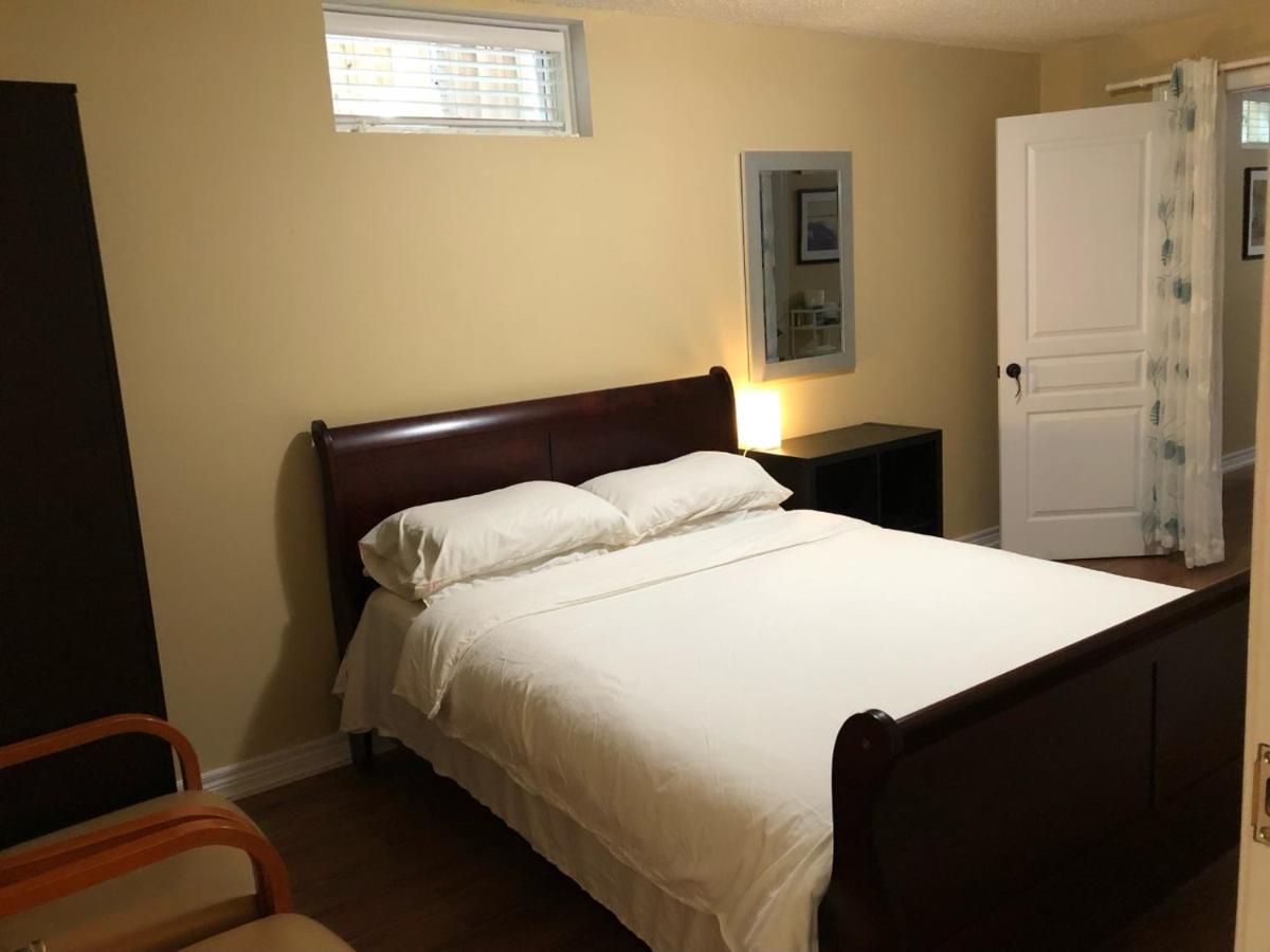 Spacious 2 Bedroom Guest Suite Toronto Kültér fotó